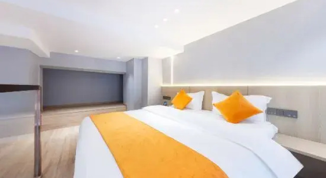 Люкс Xiyue Haoting Hotel (Lanzhou West High-speed Railway Station Store)