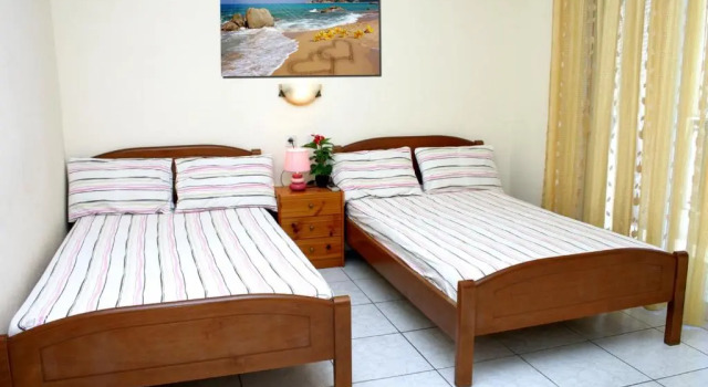 Fotini's Studios 1, Rezervovat Hotel Toroni Sithonia