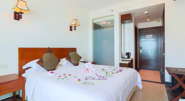 Sanya HaiYueBay holiday hotel, Book Hotel Hotels in Hainan with a Pool, Swimming Pool