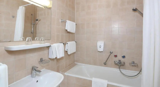 Двухместный номер Standard Danubius Hotel Raba