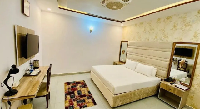 Номер Executive Neshaz Hotel & Suites