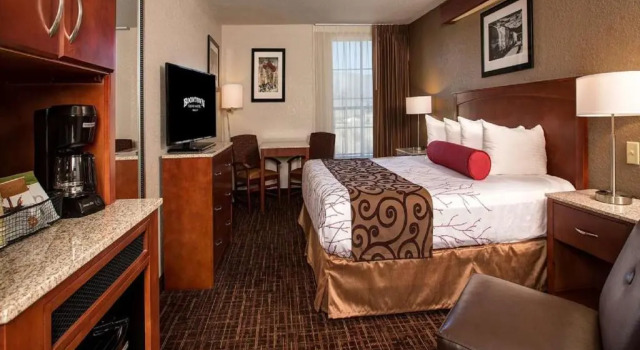 Номер Standard с балконом Best Western Plus Boomtown Casino Hotel