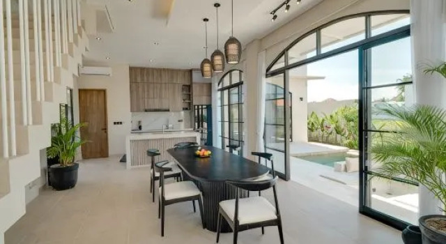 Le Mansion Villa: 4 BR brand new villa in Seseh  - A Luxury Private Villa By Balinest Villas, Rezervovat Vila Chaty v Bali, Chalupa