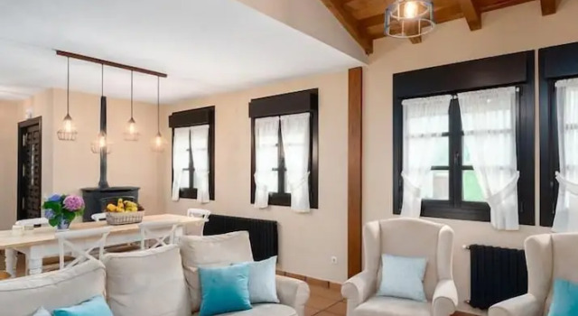Коттедж с 4 комнатами Casa Rural En Gulpiyuri Llanes