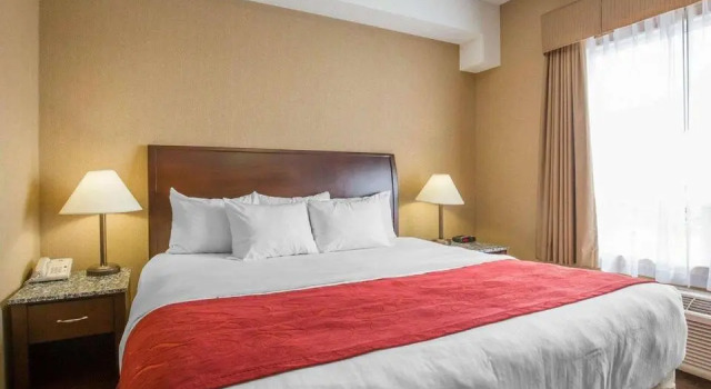 Люкс Comfort Inn & Suites
