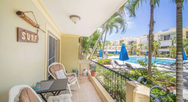Апартаменты c 1 комнатой с балконом Garden Condos 7 - Central Apartment in Strip!
