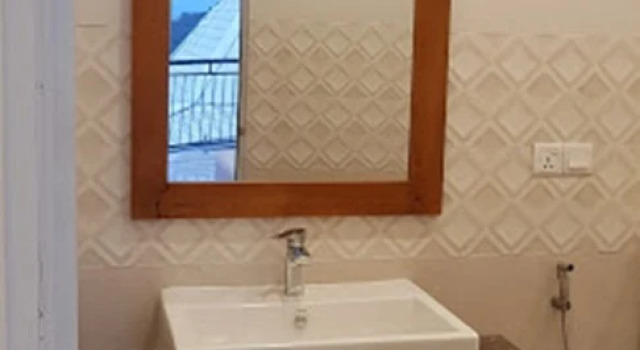 Двухместный номер Standard с балконом и с видом на озеро Fairview Residence