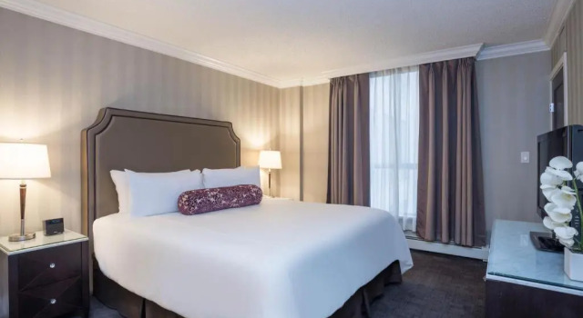 Люкс La Grande Residence at the Sutton Place Hotel