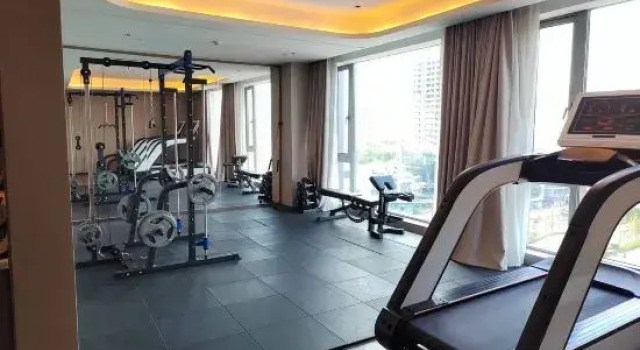 Maison New Century Hotel Hangzhou Bay (in Geely Giehow Plaza), Prenota Hotel Hotel a Ningbo con parcheggio, Parcheggio