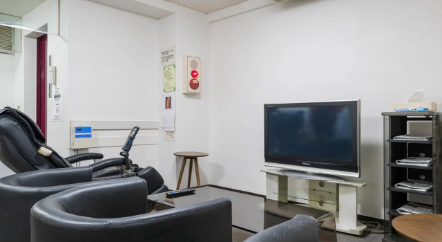 Capsule Kinuyahotel Ikebukuro - Men Only, Забронировать Отель СПА-отели Токио, рядом с Toshima Fukuro Mimizuku Museum, SPA-услуги
