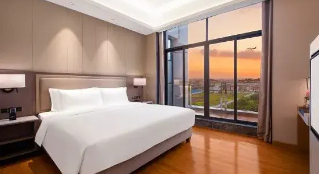 Люкс Guangzhou Southern Airlines Pearl Airport Hotel