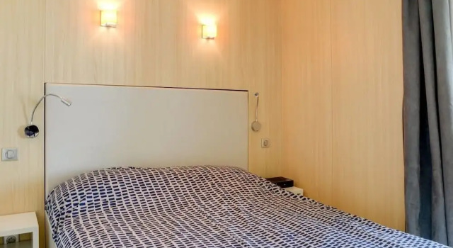 Le Rooftop T2 Luxe Vue mer Exceptionnelle, Забронировать Отель Отели Антиб с бассейном, рядом с Пляж Фор-Кар, Бассейн