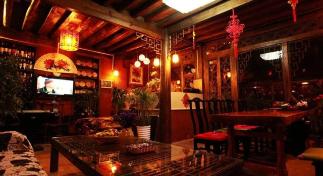 Tian Yu Sunshine Inn, Забронировать Отель Лицзян Юньнань, рядом с Zhongyi Market
