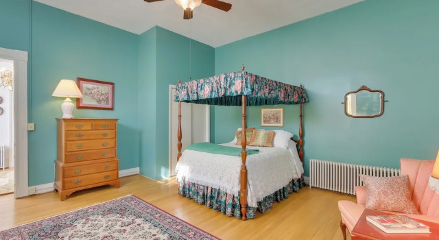 Коттедж Historic West Virginia Home Built in 1854!