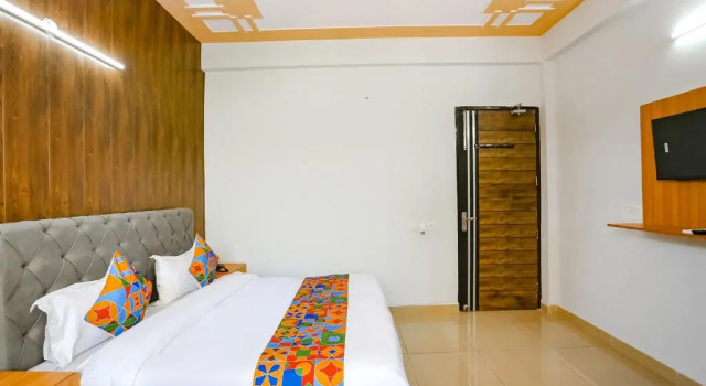 FabHotel Next Home Prime
