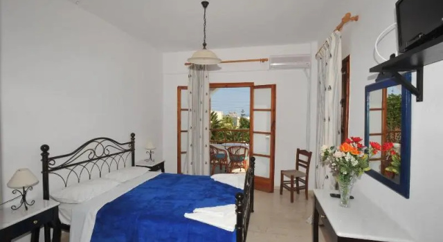 Апартаменты Отель Sunflower Santorini