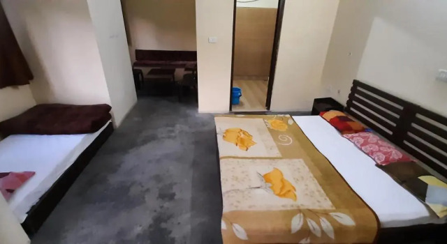 Corbett Jungle Inn, Prenota Hotel Garjia Uttarakhand
