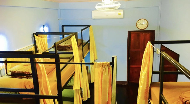 My House Tour & Hostel, Забронировать Хостел Хостелы Чиангмай, рядом с Chiang Mai Gate Market, Хостел