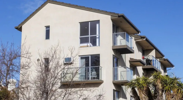 Stylish 2-bed Home Steps From Henley Beach, Book Lejlighed Port Adelaide 