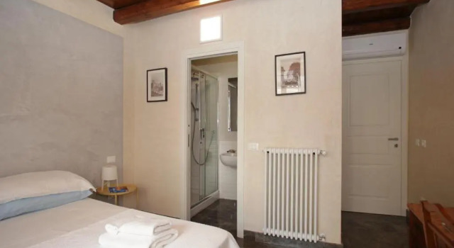 Casa Miqvà - Rooms in shared apartment, Забронировать Апартаменты/квартира Отели Палермо с парковкой, рядом с San Francesco D'Assisi Basilica - Palermo, Парковка