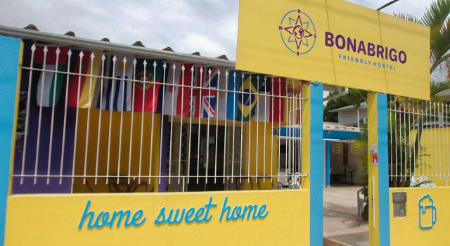 Bonabrigo Hostel & Suítes, Забронировать Хостел Хостелы Балнеариу-Камбориу, рядом с Free Fair, Хостел