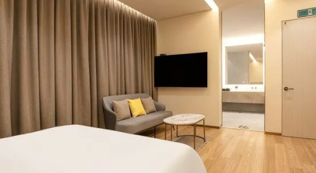 Люкс Deluxe Uiwang Milos Hotel