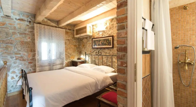 Holiday Home Bozanić, Prenota Hotel Hotel a Isole Quarnerine con parcheggio, Parcheggio