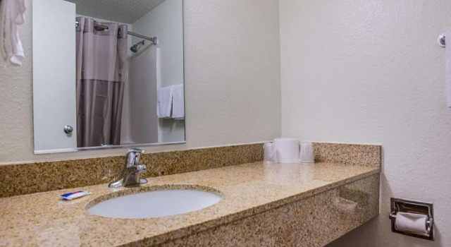 Номер Standard Motel 6 Tucson, AZ - North