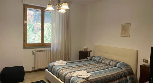 Home Azzurra, Prenota Hotel Hotel a Capolona con parcheggio, Parcheggio