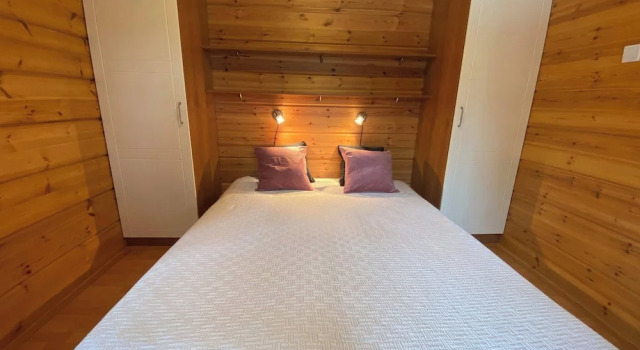 Charming Lapland Villa with Mountain Views and Private Sauna, Buchen Sie Villa Pyhähuhta Lappland