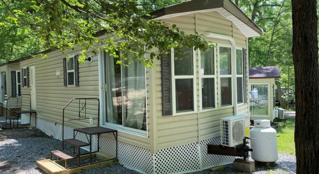 The Vintage Rv's at Wilderness Presidential by Tripforth, Book Feriehus Sommerhuse i Virginia, Hytte