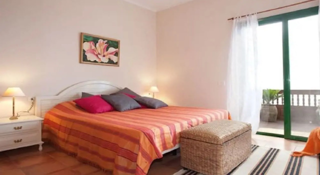 Apartment in S. Sebastian de la Gomera - 103992 by MO Rentals, Prenota Appartamento Hotel a La Gomera con piscina, Piscina