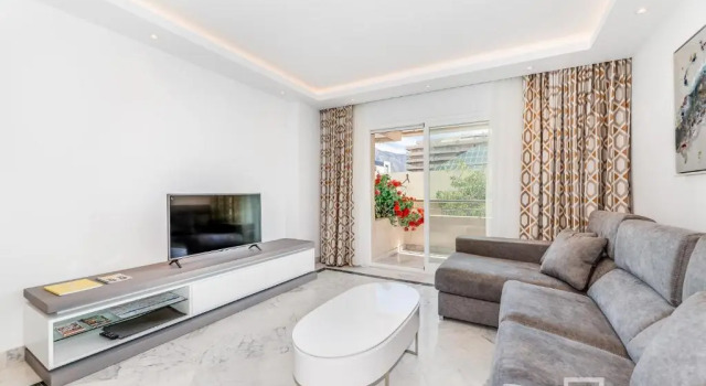 LetsMarbella - NEW 2BR APARTMENT IN PUERTO BANUS - POOL & PARKING