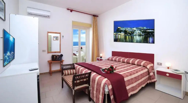 Двухместный номер Standard с балконом и с видом на море Hotel Peschici