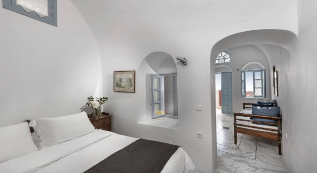 Aigialos Luxury Traditional Houses, Забронировать Отель Бизнес-отели Тиры, рядом с Центральный автобусный вокзал, 4* 5*