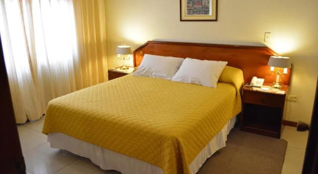 House Inn Aparthotel, Забронировать Отель Санта-Крус-де-ла-Сьерра департамент Санта-Крус