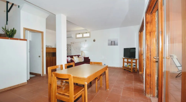 Villa Baialuce a stone's throw from the Faraglioni and the Zingaro Reserve