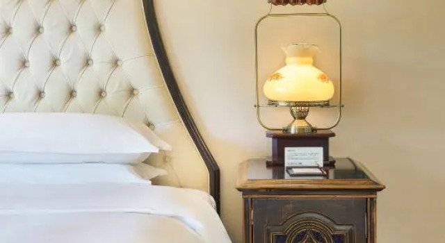 Люкс с красивым видом из окна The White House Hotel Guilin