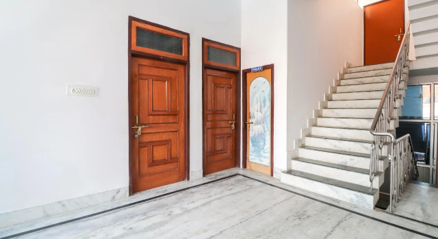 SPOT ON 70311 Rangoli Palace, Забронировать Отель Отели Hasanganj 3 звезды, 3*