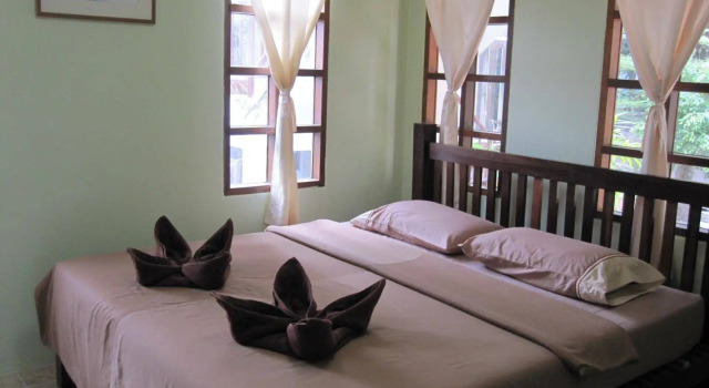 Lazy Sandals Koh Samed
