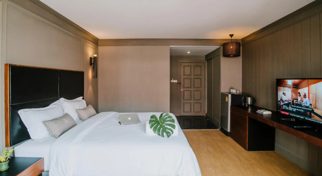 Люкс с видом на гавань Marine Plaza Hotel Pattaya