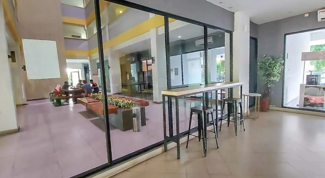 Apartemen Sentra Timur Residence - Cheap Inn Tower Orange (Fomerly Pulogebang Hotel), Забронировать Апартаменты/квартира Апартаменты Джакарты, рядом с Торговый центр Epicentrum Walk, Апартаменты/квартира