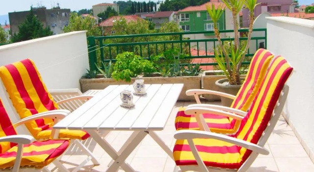 Apartment Jarak Center Makarska, Забронировать Апартаменты/квартира Апартаменты Макарска, рядом с Набережная Рива (Макарска), Апартаменты/квартира