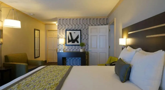 Люкс Best Western Plus Morristown Conference Center