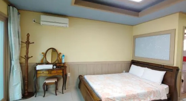 Номер Standard Gyulhouse Pension