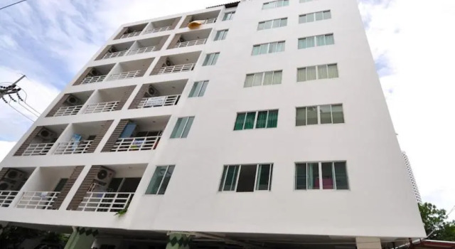 Beach and Mounteen By Pattaya Capital Property