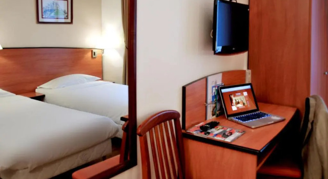 Трёхместный номер Hotel Eden Montmartre