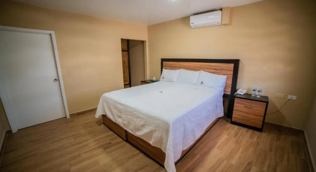 Двухместный номер Deluxe California Comfort & Suites