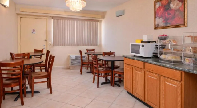 Номер Standard Americas Best Value Inn Pittsburgh Airport
