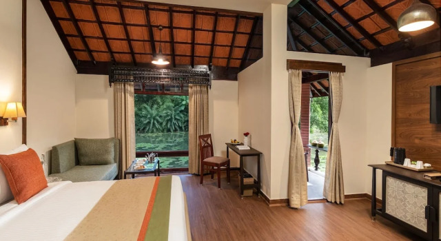 RVR Sarovar Portico Dindi, Boek Hotel Ramarajulanka Andhra Pradesh